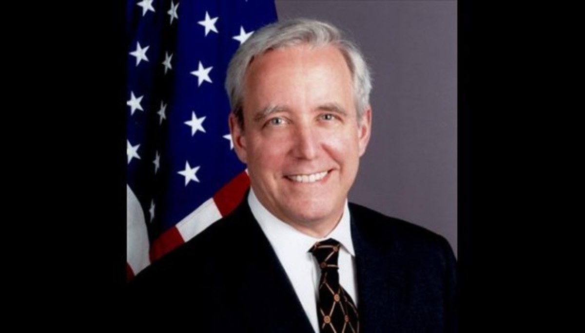 Ικανοποίηση του αμερικανού πρέσβη για την πληρωμή της δόσης του ΔΝΤ