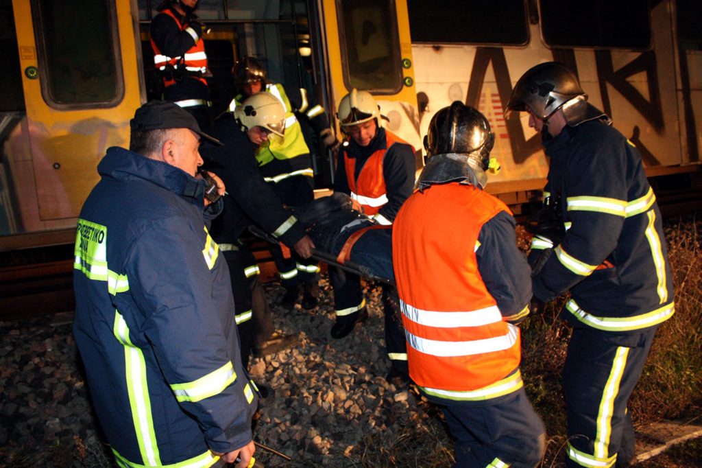 Πανελλήνιες και για πυροσβέστες, λιμενικούς