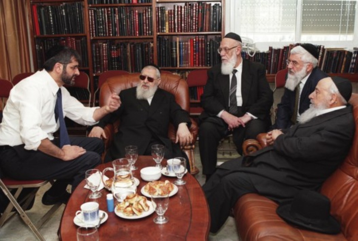 Πάνω από 700.000 άνθρωποι παρακολούθησαν την κηδεία του ραβίνου Γιόσεφ