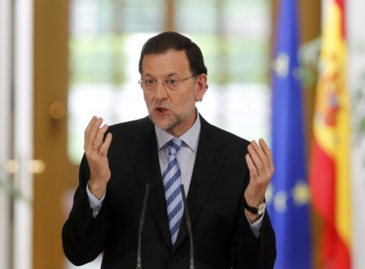 Ο πρωθυπουργός Ραχόι κατήγγειλε «τη δημαγωγία» που θέτει σε κίνδυνο την ανάκαμψη της Ισπανίας