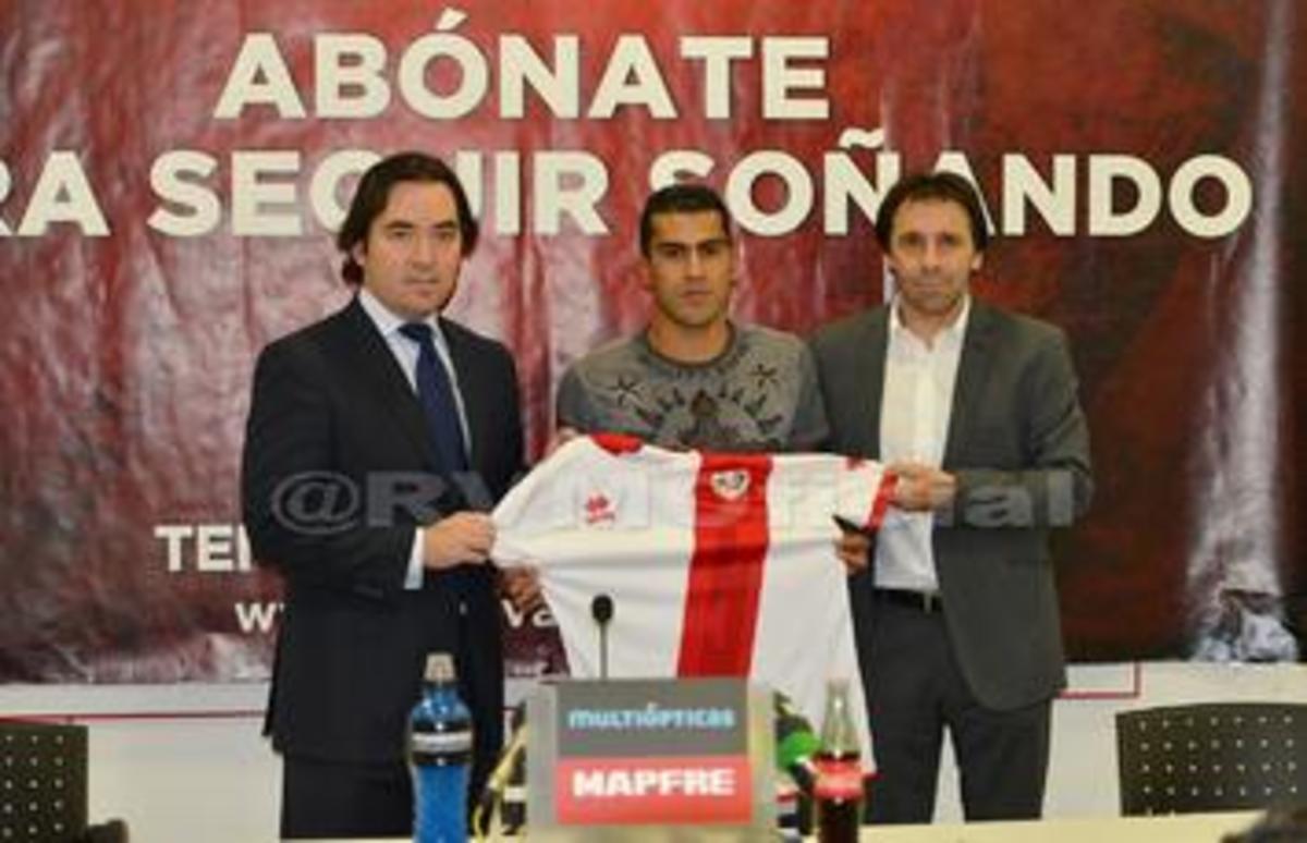 Παρουσιάστηκε από την Ράγιο Βαγιεκάνο ο Νέρι Καστίγιο (ΦΩΤΟ)