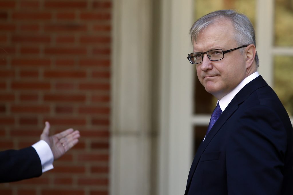 Όλι Ρεν: Το αργότερο έως τον Νοέμβριο η δόση