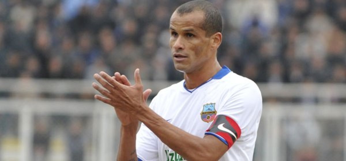 Σκέφτεται να αποσυρθεί ο Ριβάλντο