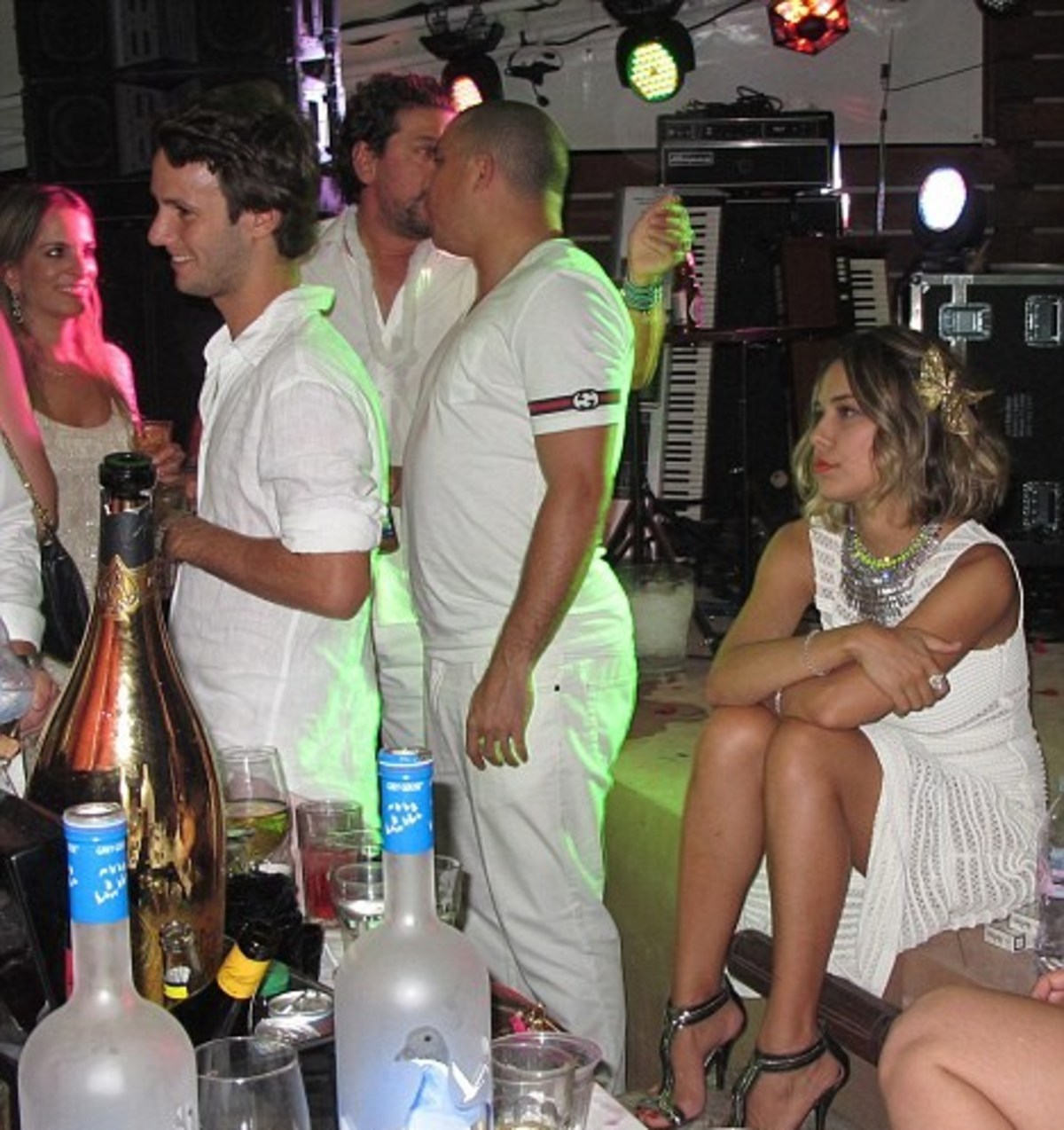 Ποιός ποδοσφαιριστής… “κατάπιε” τη μπάλα;