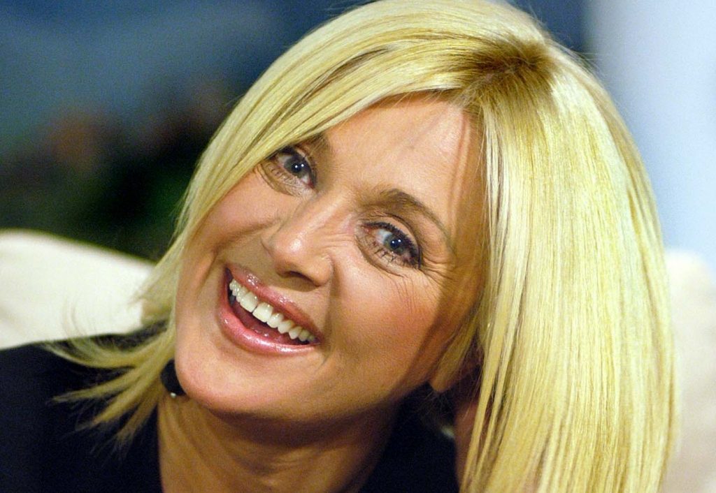 Όλες οι λεπτομέρειες από την αποψινή πρεμιέρα της Ρούλας Κορομηλά στο «Greek Idol»