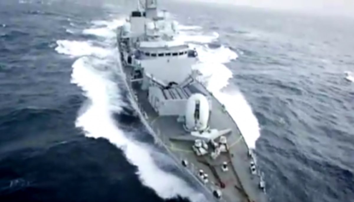 Το Βασιλικό Ναυτικό σε δράση – Δείτε εκπληκτικό βίντεο