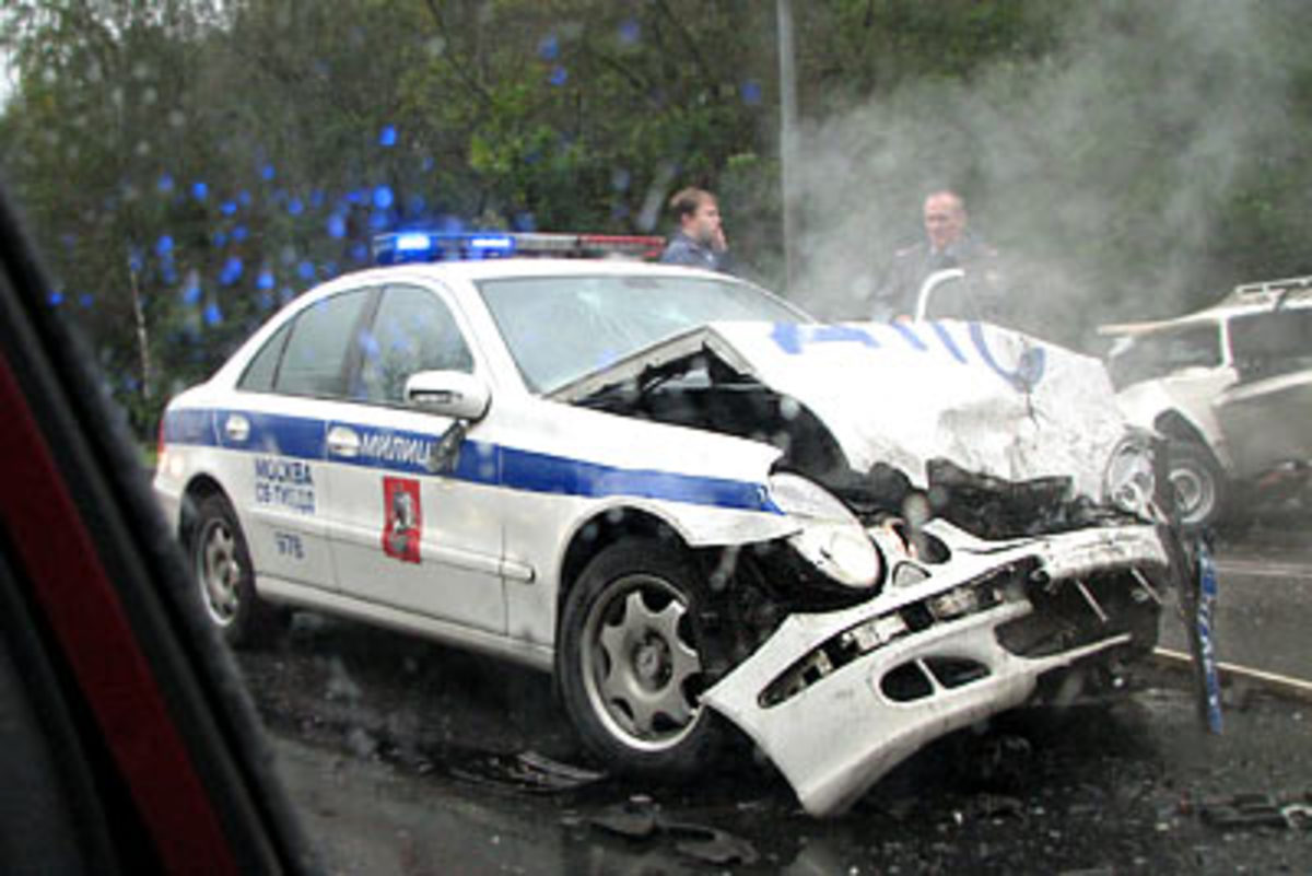 Αστυνομικός “σκόρπισε το θάνατο” οδηγώντας στο αντίθετο ρεύμα