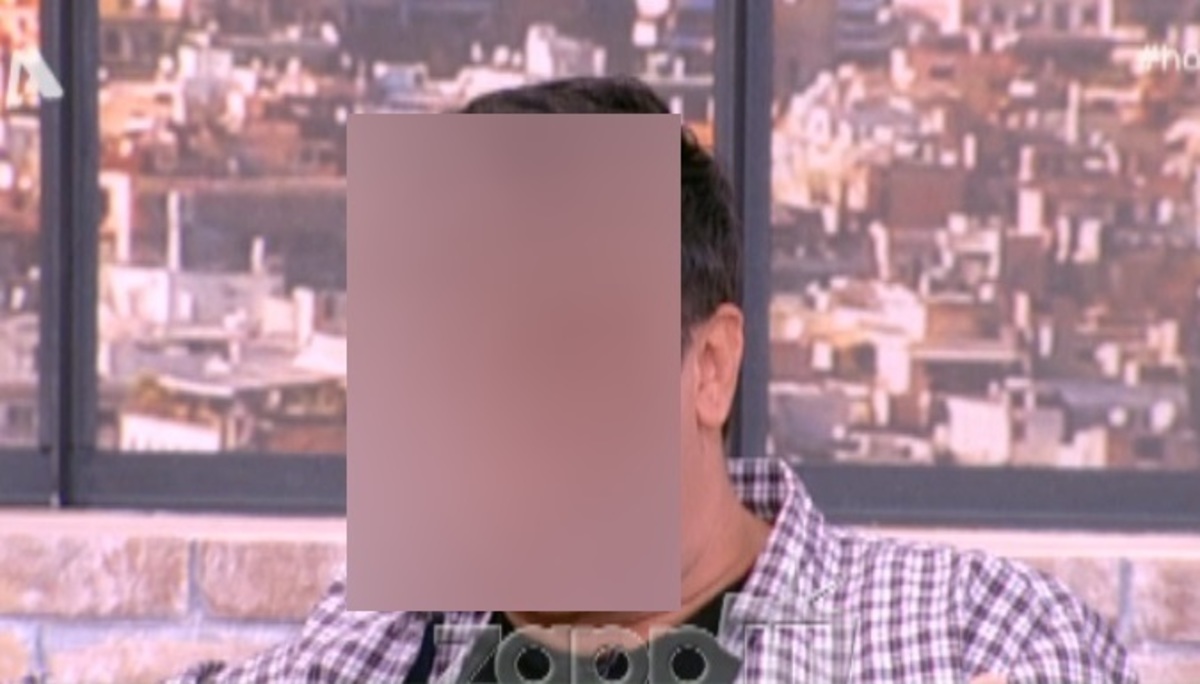Καταξιωμένος συνθέτης για Σάκη Ρουβά: «Τη μία μέρα selfie με τον Θεοδωράκη και την άλλη μέρα γκολφ»!