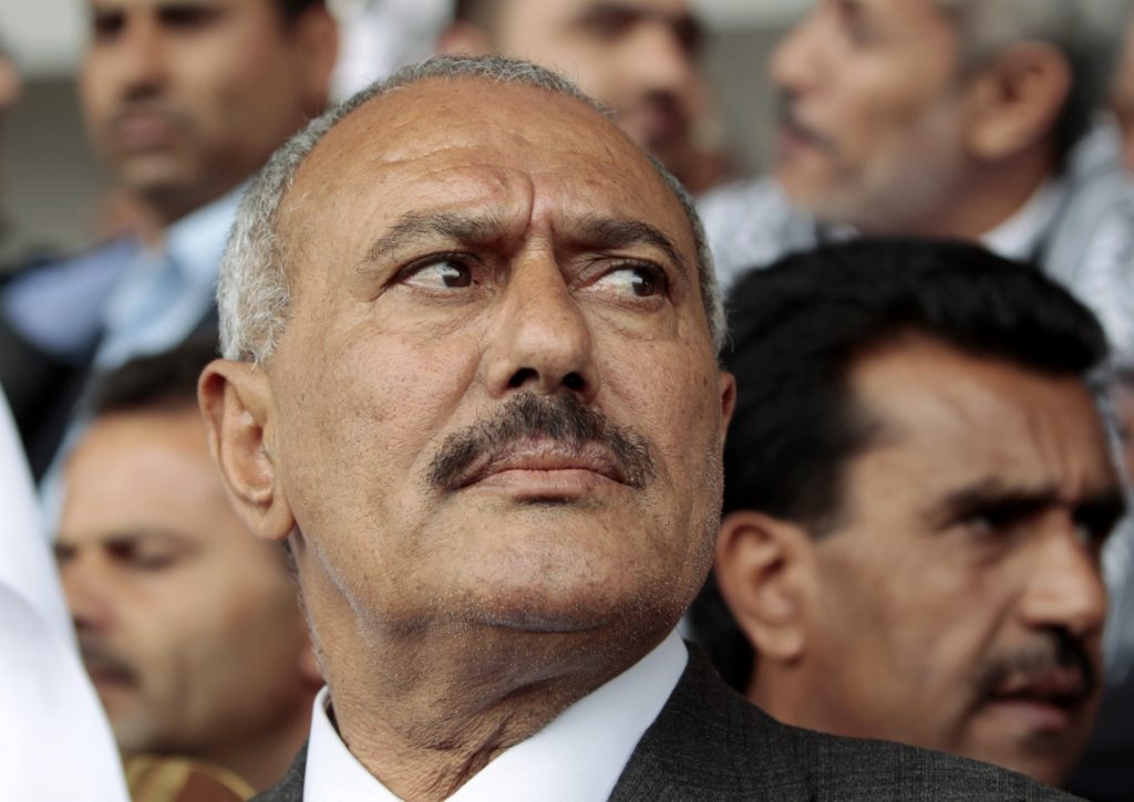 Υεμένη: Εγκαταλείπει την εξουσία ο Σάλεχ