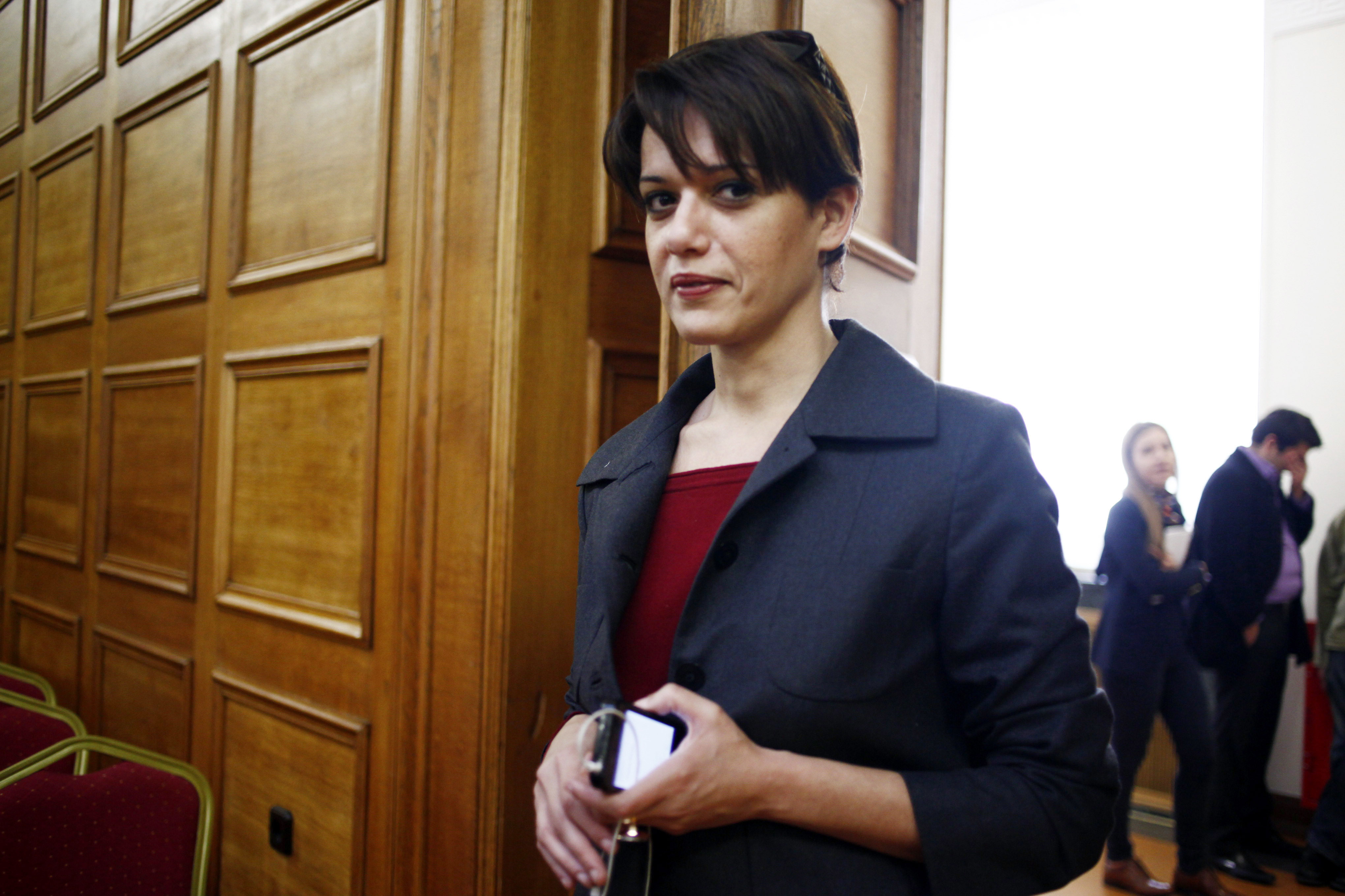 Θα μετακομίσω στο Παρίσι εαν εκλεγεί ο ΣΥΡΙΖΑ και θα κάνω αντίσταση στη Χούντα της Αριστεράς – Δικαίως μίλησε για τσογλάνια ο Βενιζέλος”