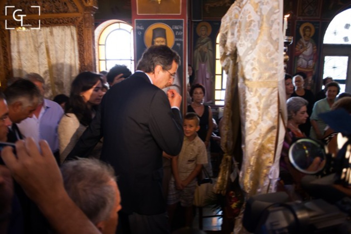 Ο Πρωθυπουργός προσκύνησε την Παναγία στην Μεσσηνία (ΦΩΤΟ)