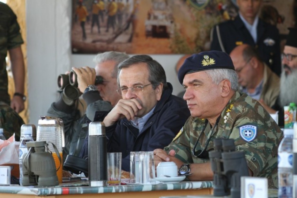 Ο Σαμαράς και οι στρατιωτικοί , με διαφορετικά “θέλω” και “πρέπει”