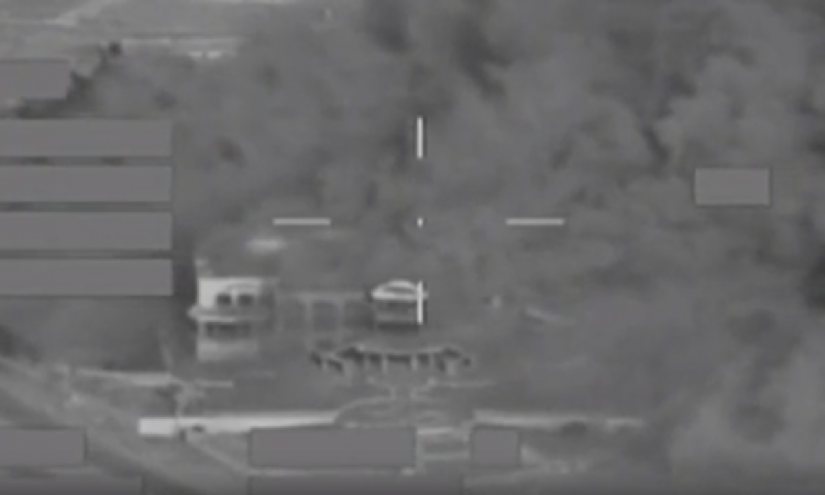 Δείτε τη στιγμή που η RAF βομβαρδίζει τζιχαντιστές στο παλάτι του Σαντάμ! [vid]