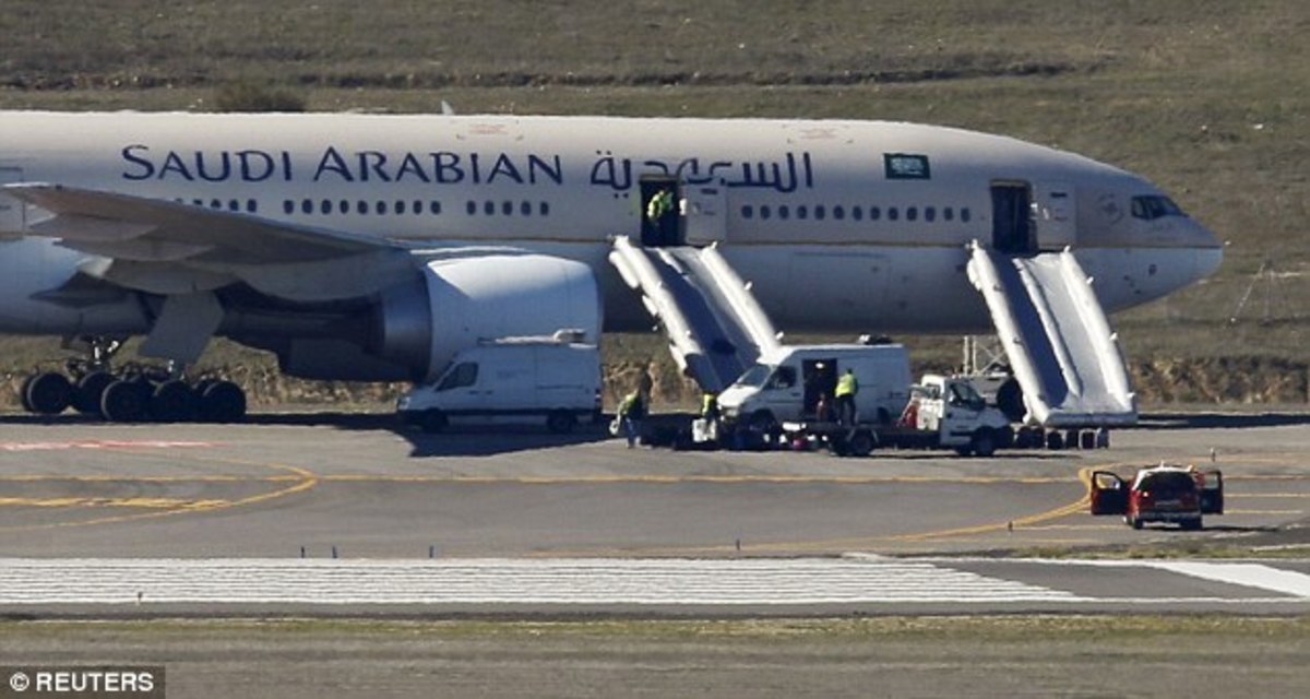Τρόμος για 97 επιβάτες στη Μαδρίτη! Εκκένωσαν αεροπλάνο μετά από απειλή βόμβας