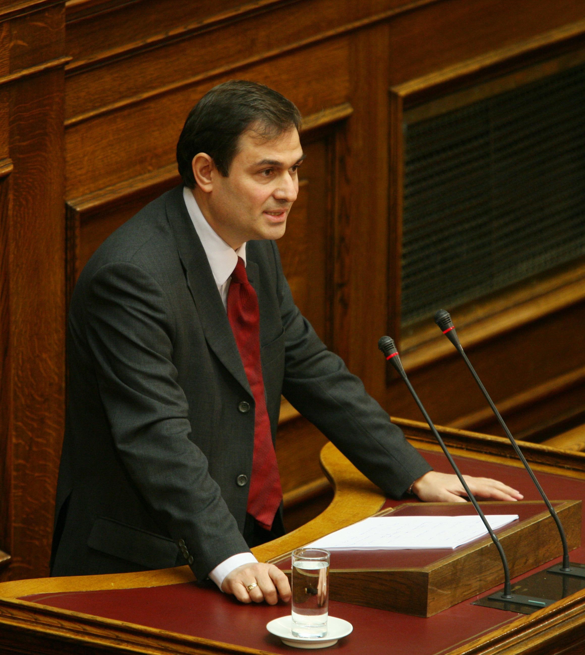 Ο Υφυπουργός Οικονομικών Φίλιππος Σαχινίδης ΦΩΤΟ EUROKINISSI