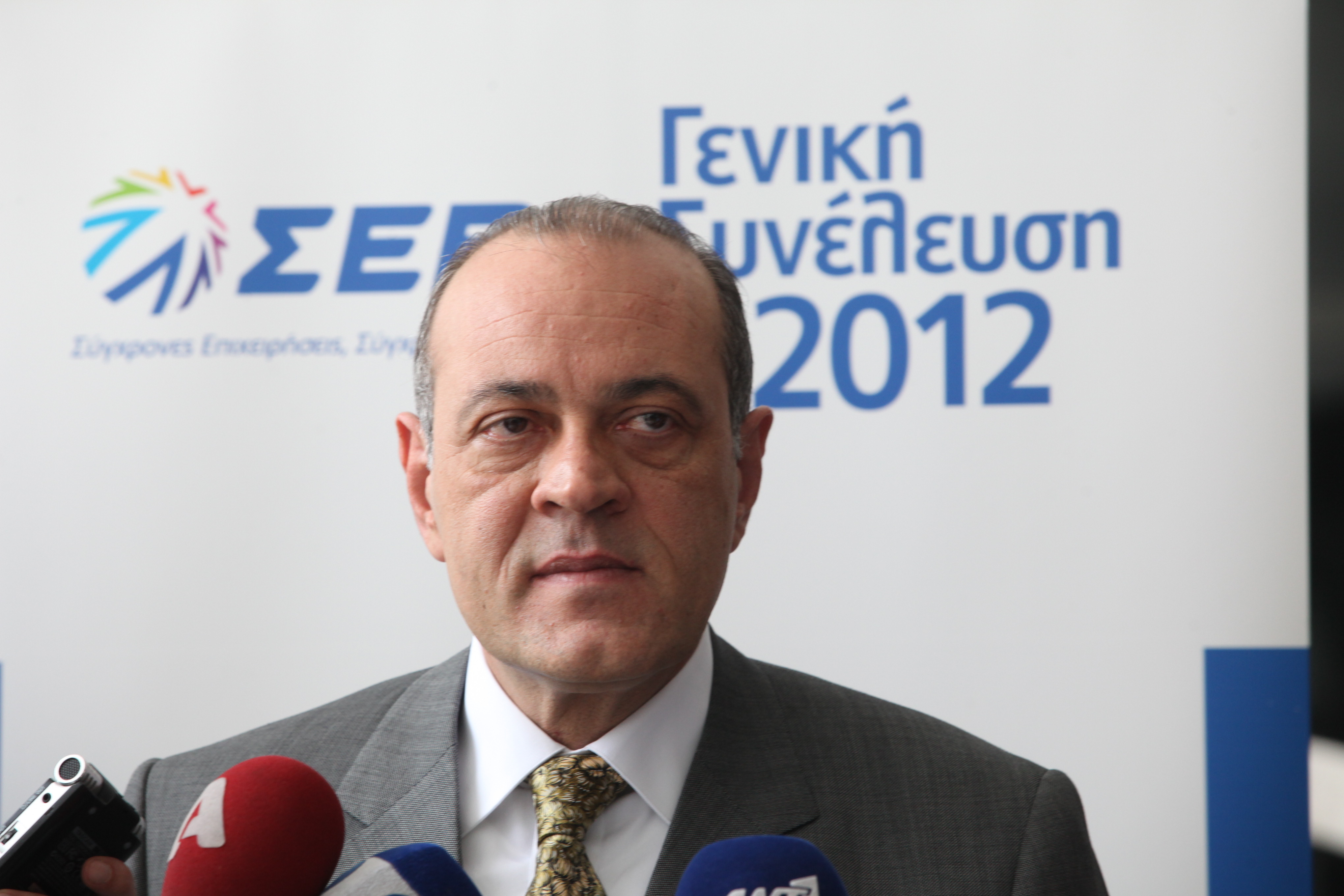 ΣΕΒ προς υπουργείο: “Δεν μπορούν να μειωθούν οι τιμές”