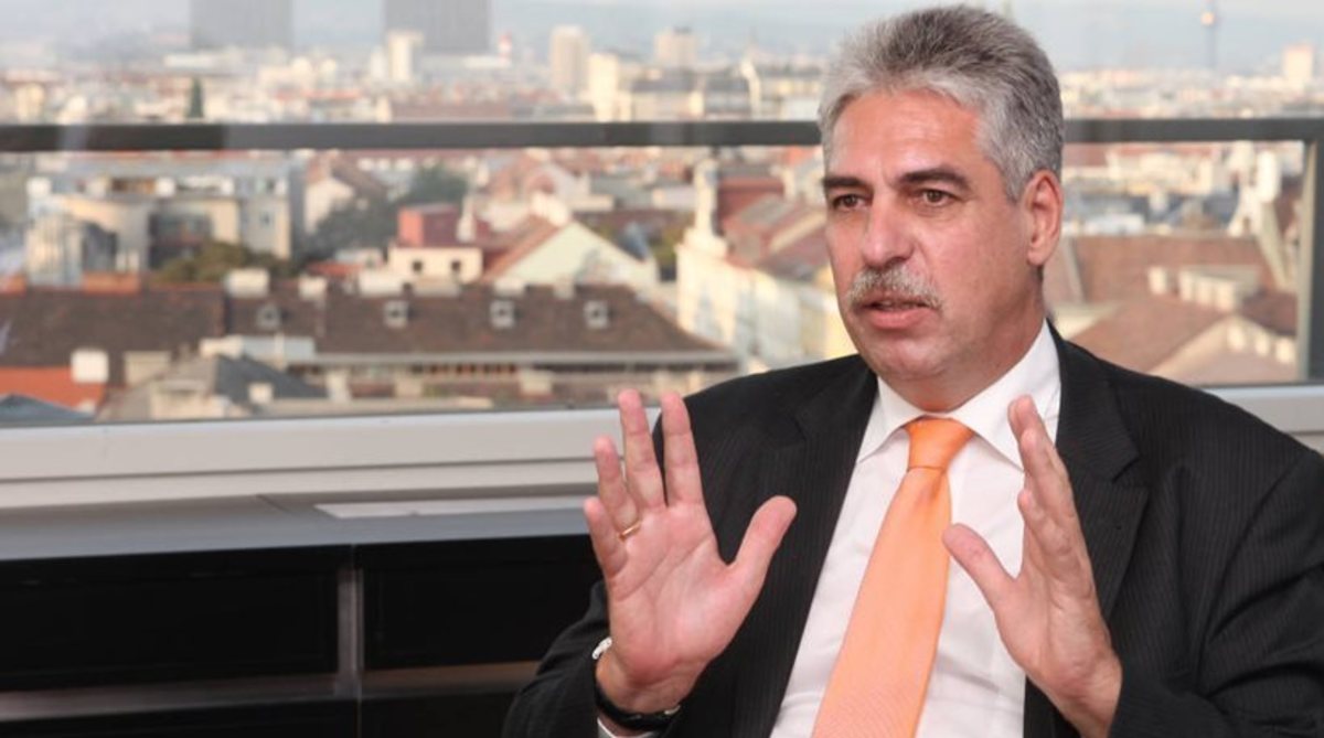 Υπουργός Οικονομικών Αυστρίας: Μπορούμε να συζητήσουμε το Grexit