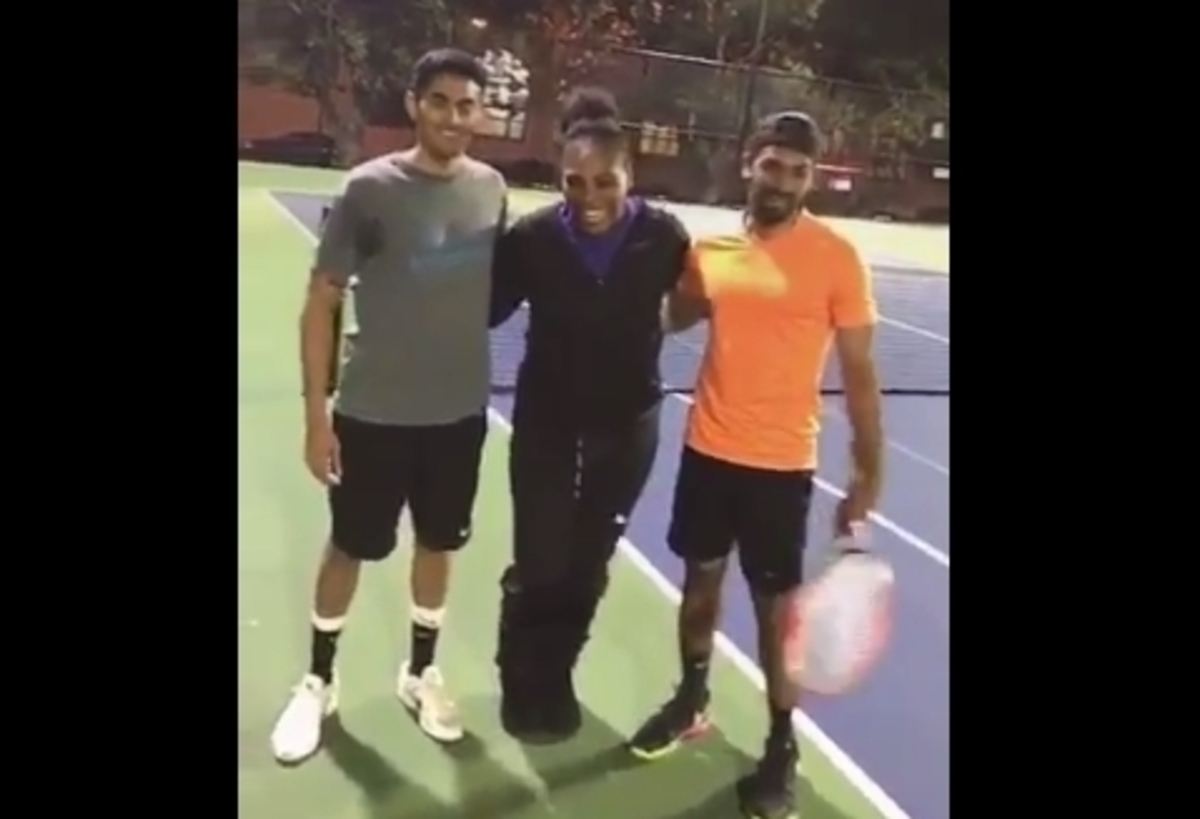 Η έκπληξη της Serena Williams σε δυο ερασιτέχνες τενίστες [vid]