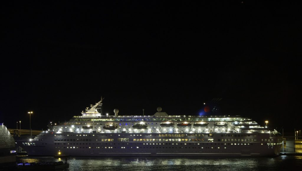 Το πλοίο στο λιμάνι της Βαρκελώνης. ΦΩΤΟ REUTERS