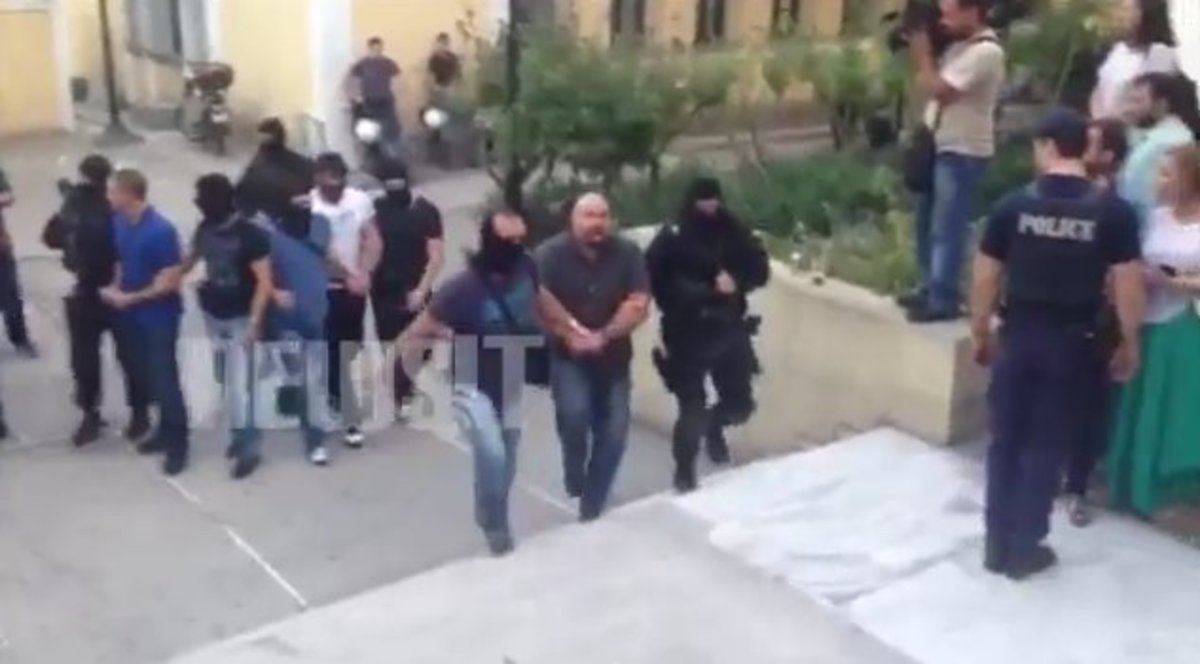 “Καλό το σόου”