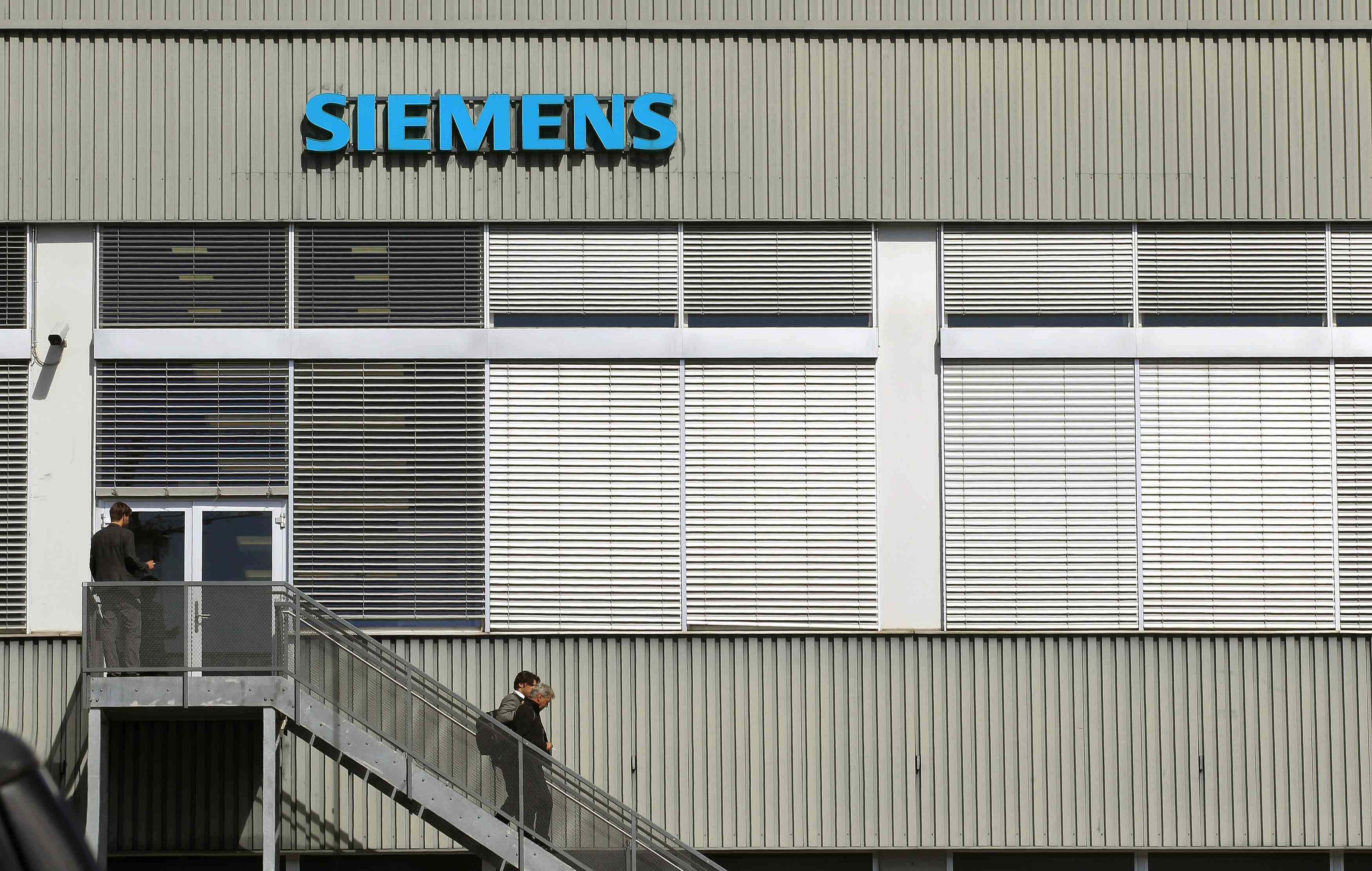 Siemens: Δεν πουλήσαμε στο Ιράν εξοπλισμό με εκρηκτικά