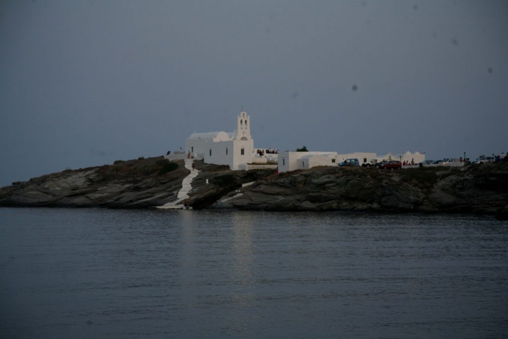 Ελληνικό νησί στα 10 καλύτερα ταξίδια του κόσμου – ΜΑΓΙΚΕΣ ΦΩΤΟ