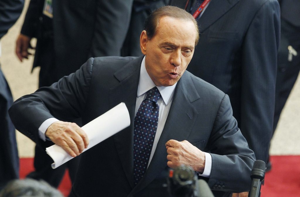 Δεν νομίζουμε ο Σίλβιο εδώ να ετοιμάζεται για μπούνγκα μπούνγκα...ΦΩΤΟ ΡEUTERS