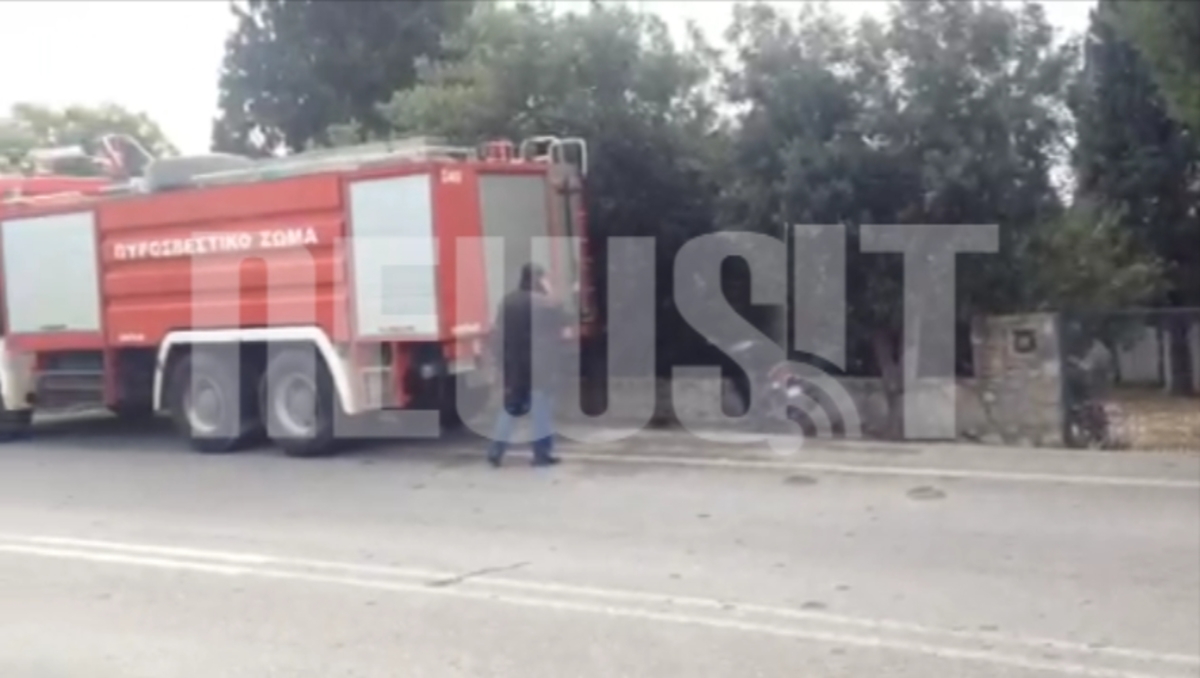 Χτύπησαν εξοχικό του Κ.Σημίτη