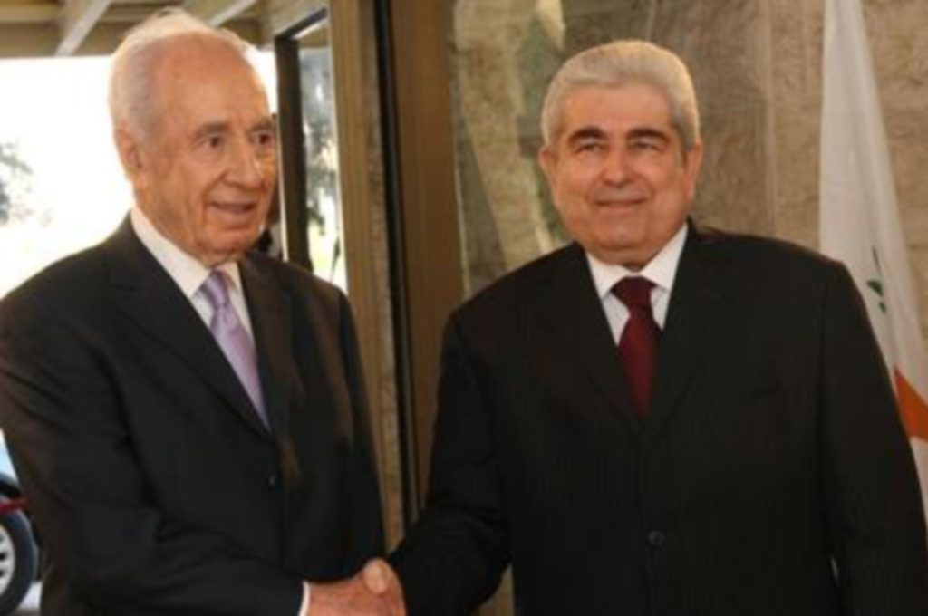 Μήνυμα Πέρες από Κύπρο:”Δεν δεχόμαστε απειλές από κανένα”