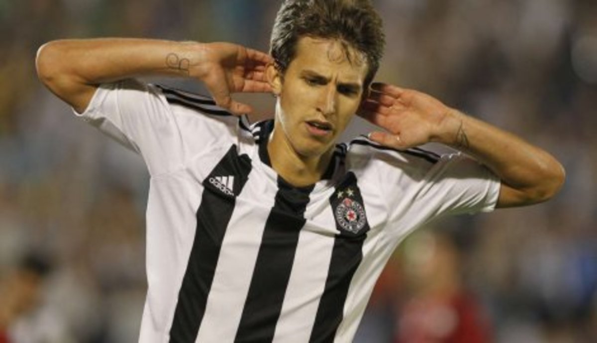 Επιμένουν οι Σέρβοι για Σκέποβιτς και Ολυμπιακό