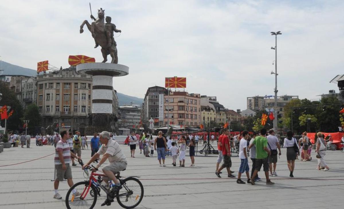 Άρον, άρον γυρνάνε πίσω οι Σκοπιανοί εργάτες στην Ελλάδα