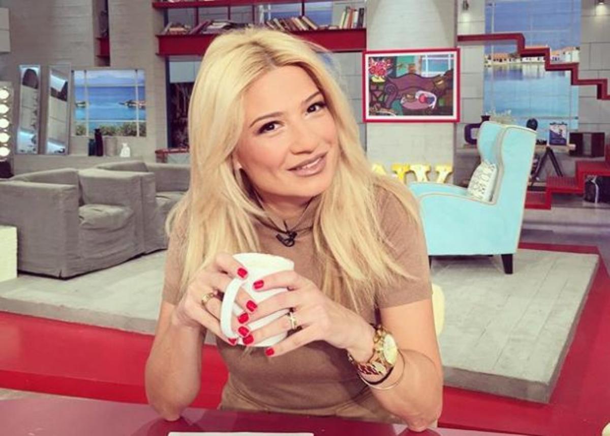 Φαίη Σκορδά: Δείτε πώς περνά με τον γιο της!