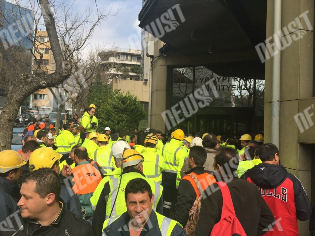 Aπόβαση των μεταλλωρύχων από τις Σκουριές στην Αθήνα – ΦΩΤΟ