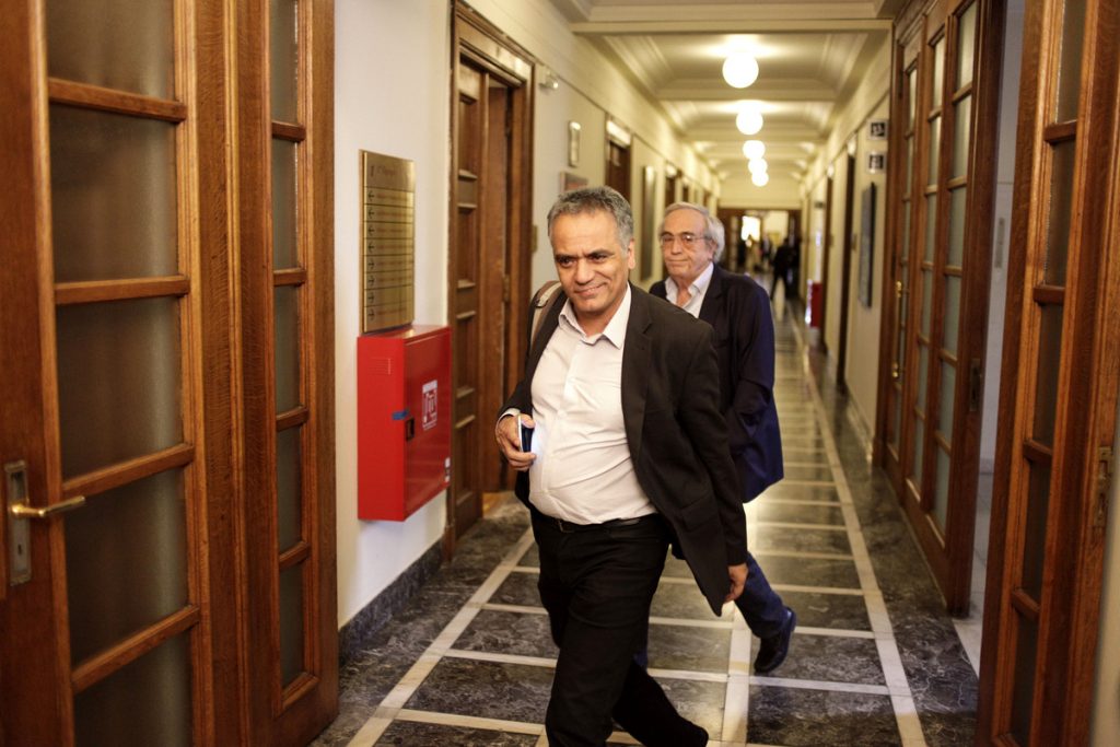 Σκουρλέτης για Ζωή: Πρέπει να βρεθεί ισορροπία…