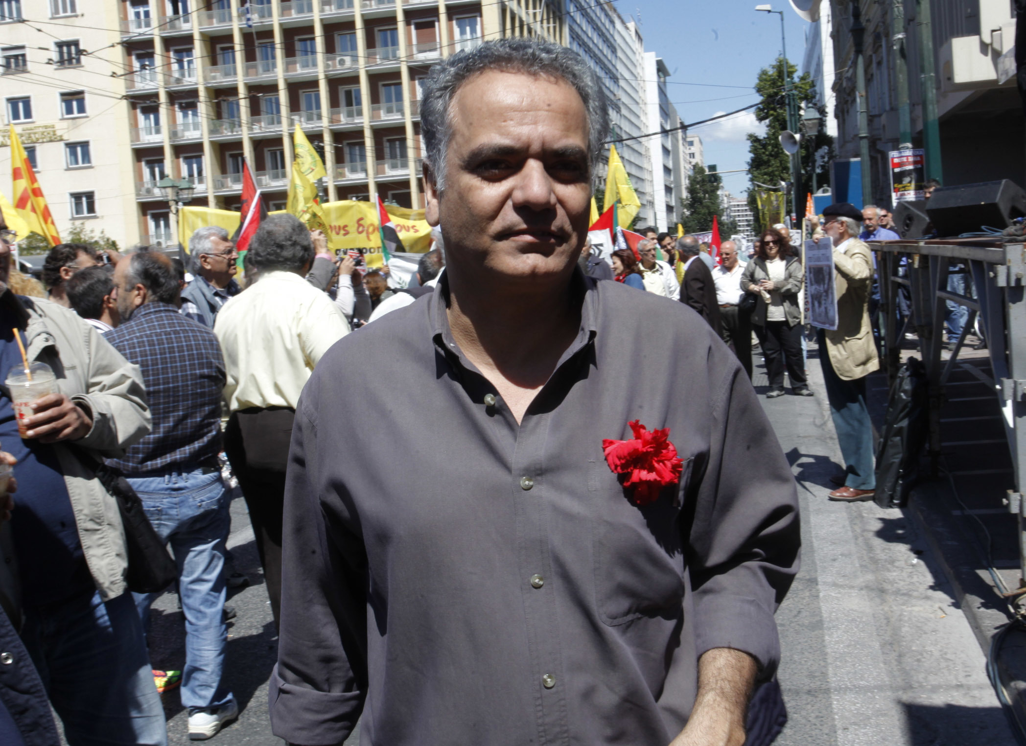 Σκουρλέτης: Θα βρούμε χρήματα φορολογώντας τον μεγάλο πλούτο