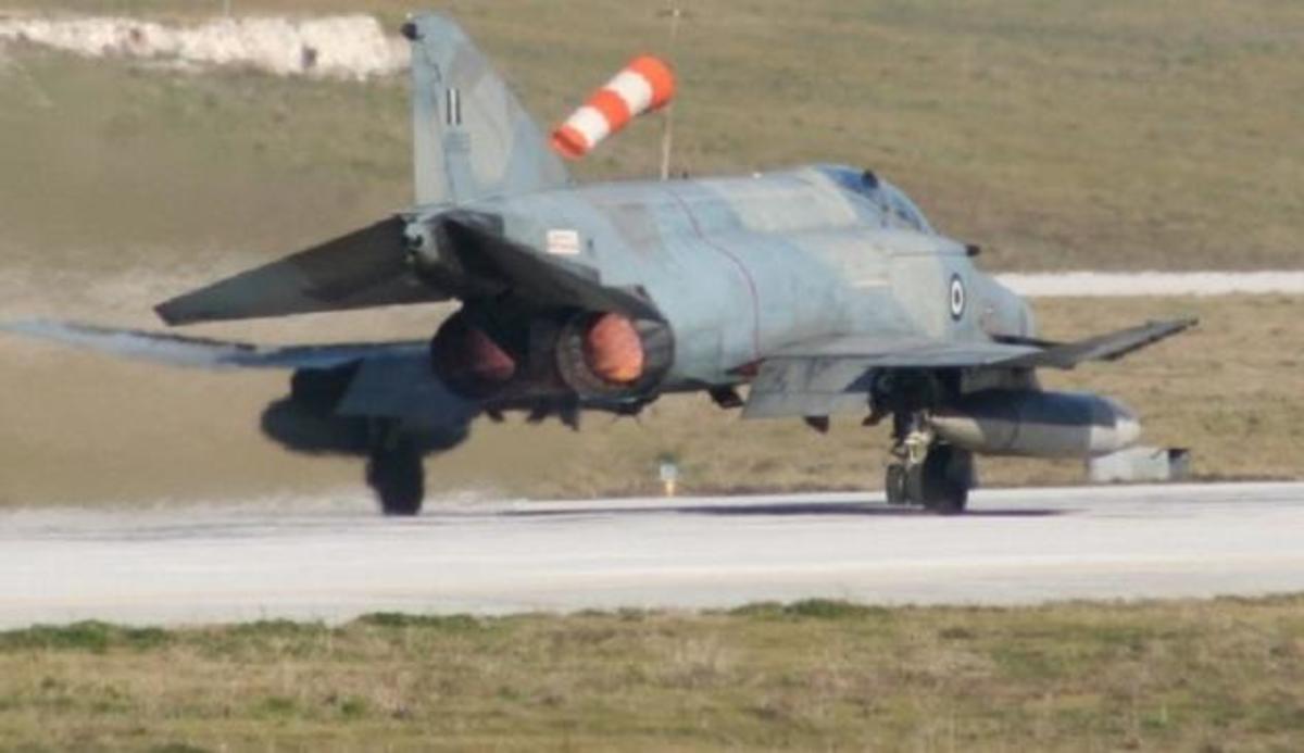 Αυτά είναι τα ετοιμοπόλεμα Phantom της Πολεμικής Αεροπορίας αναχαιτίζουν τους Τούρκους! [pics]