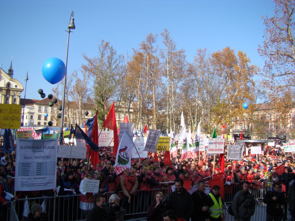 Σλοβενία: Οι εργαζόμενοι του δημοσίου “απαντούν” στα μέτρα λιτότητας με γενική απεργία