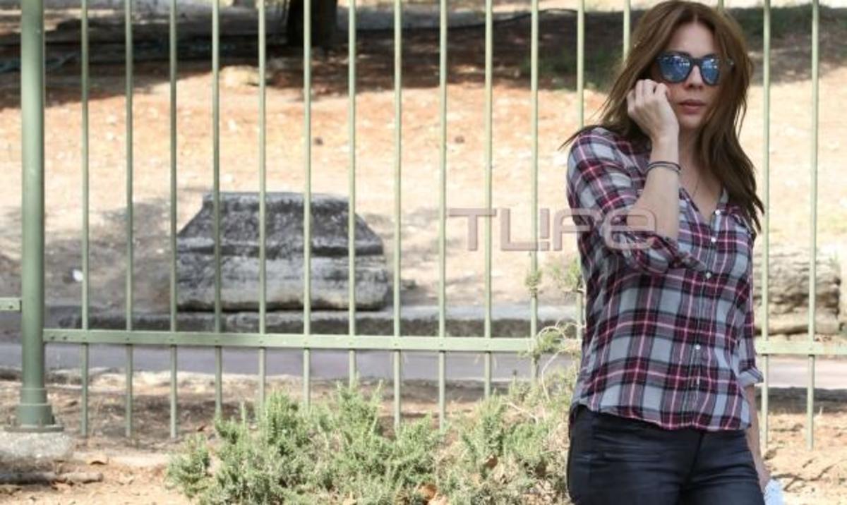 Σμαράγδα Καρύδη: Βόλτα με τον συγκάτοικο του Θοδωρή Αθερίδη! ΦΩΤΟ