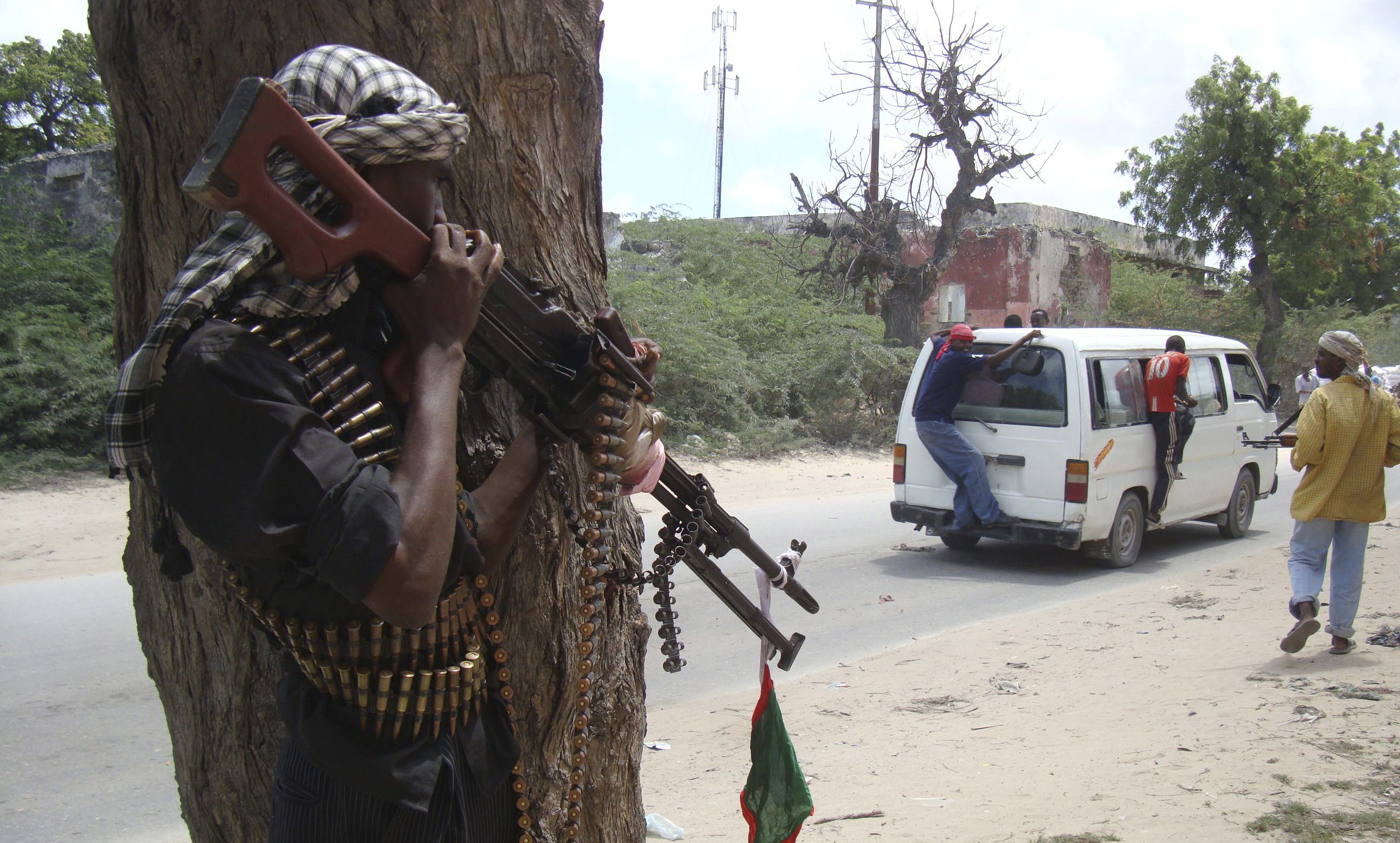 14 νεκροί απο επίθεση ισλαμιστών
