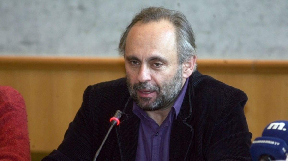 Σωτήρης Χατζάκης: “Η δίωξή μου είναι καθαρά πολιτική και ωμά εκβιαστική”