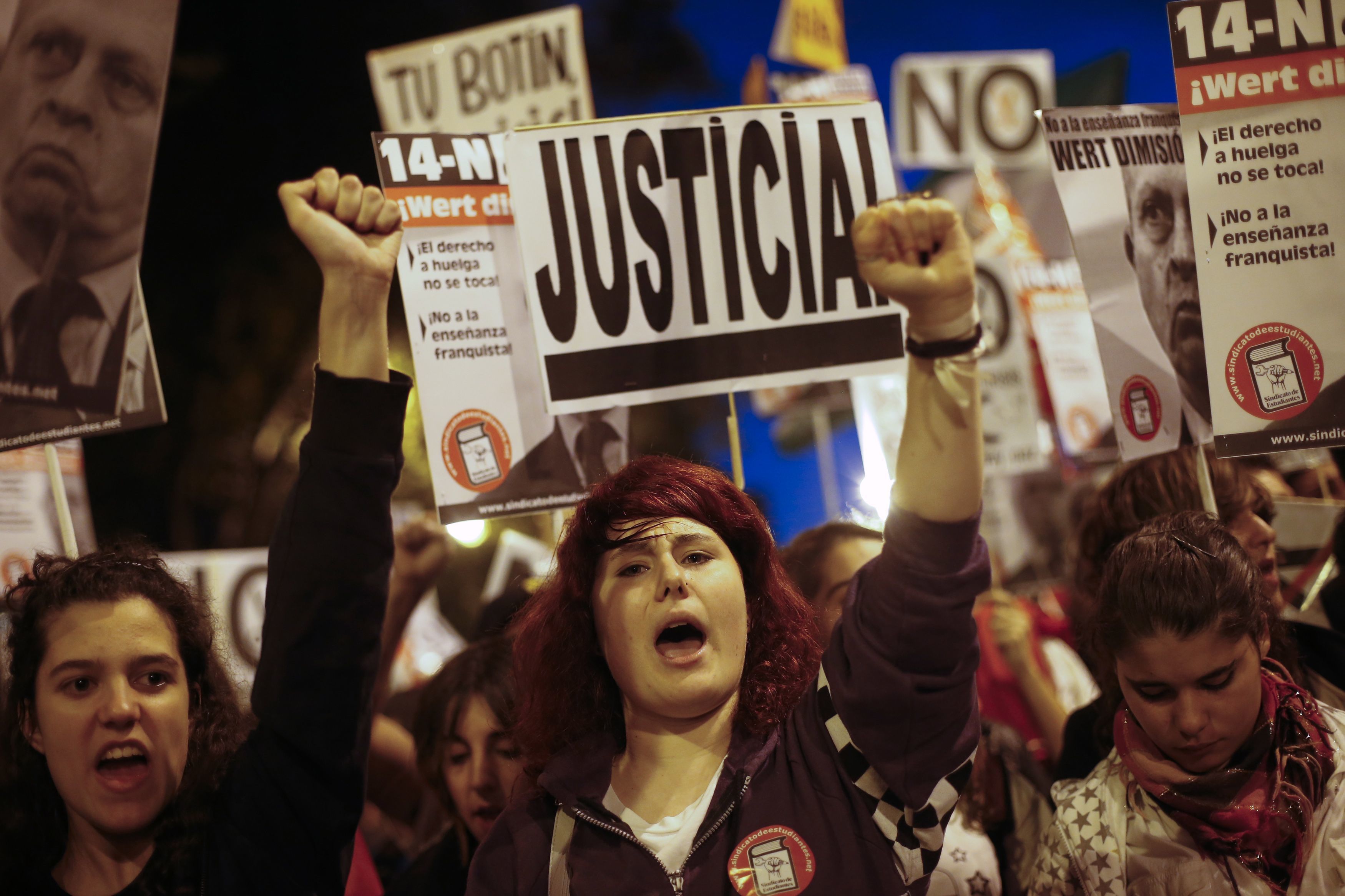 Ισπανία: Το ποσοστό των φτωχών θα αγγίξει το 40%