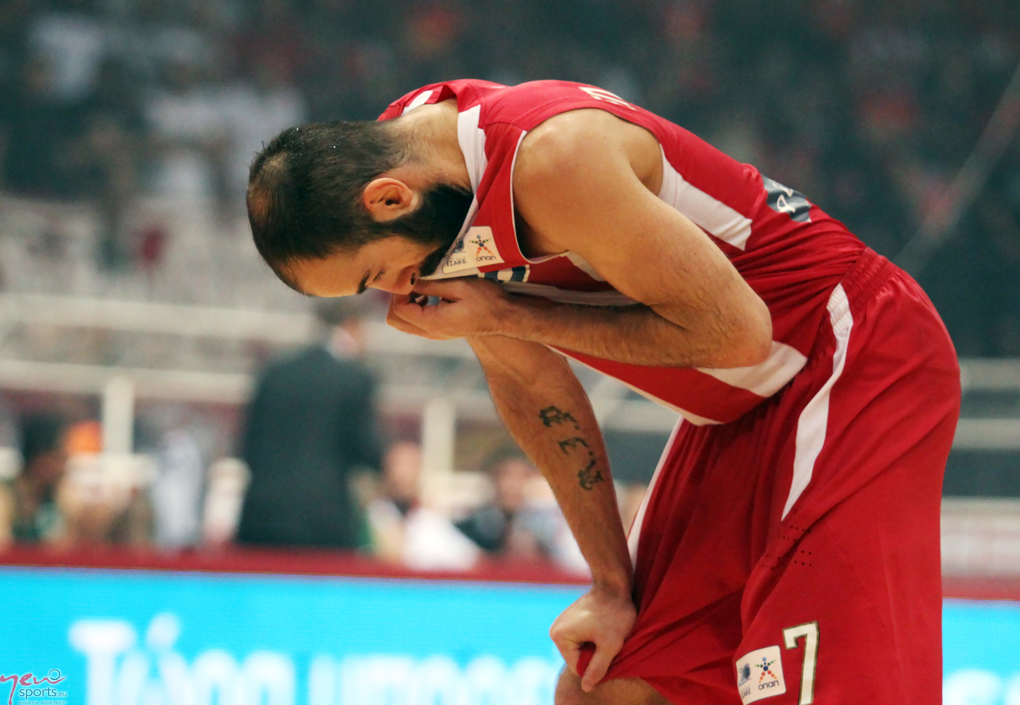 Spanoulis: “Sposa il mio sport”!