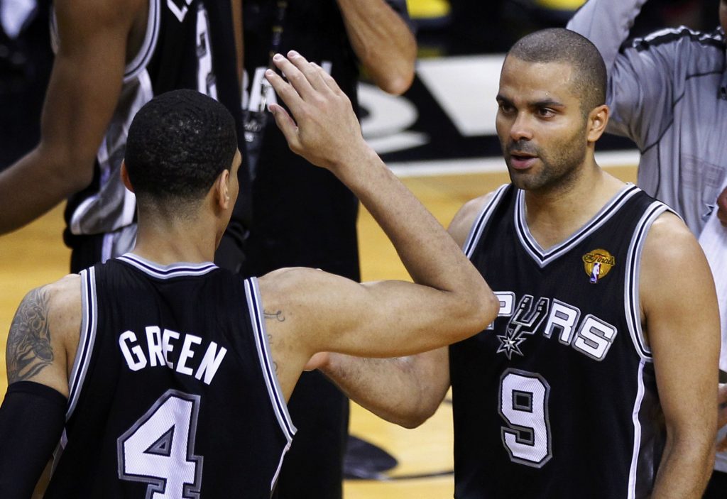 Έκαναν το break οι Σπερς! Μεγάλο καθάλι ο Πάρκερ (VIDEO)