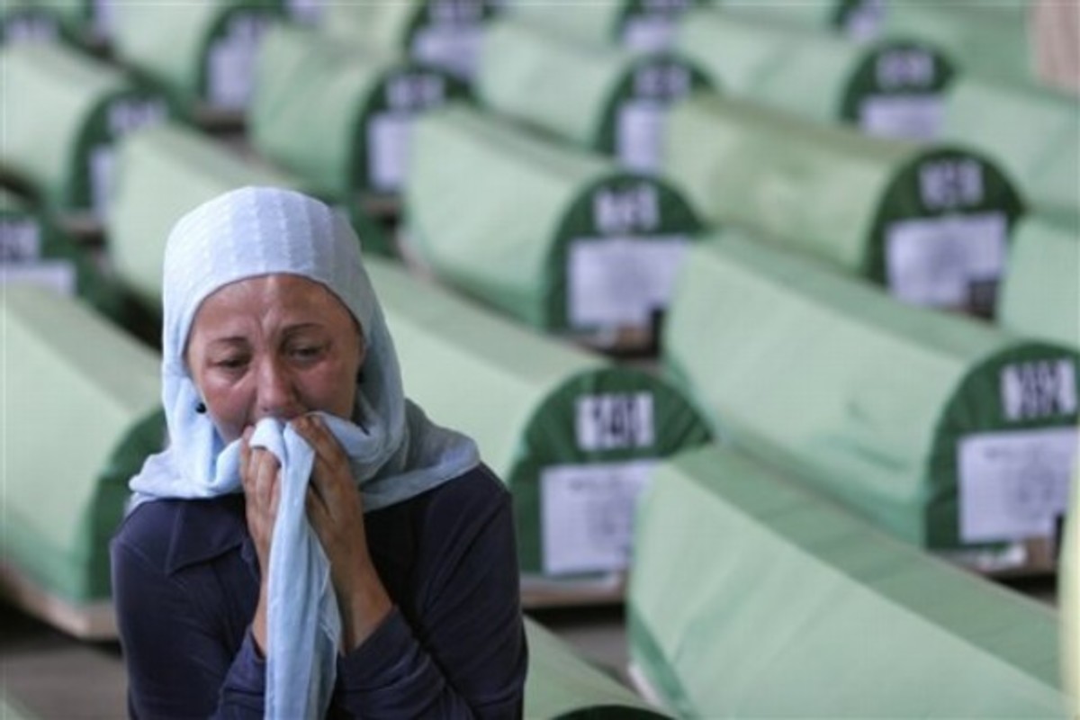 Μέχρι 43 χρόνια φυλακή για τη σφαγή στη Σρεμπρένιτσα