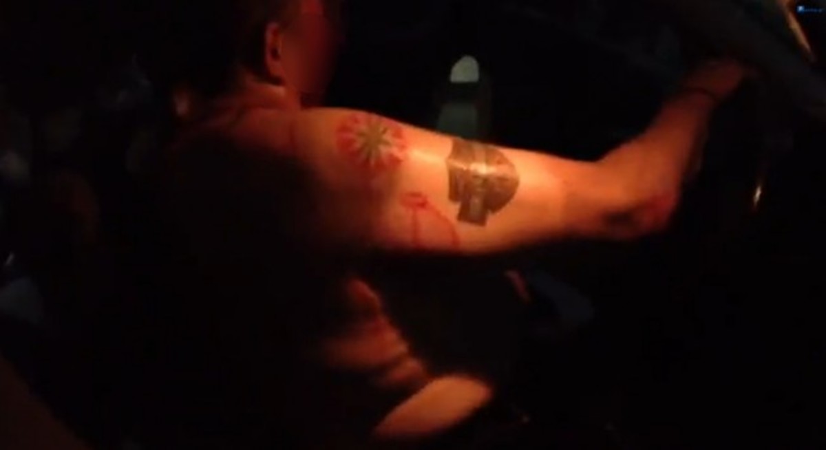 Ξυλοκόπησαν οπαδό της ΧρυσήςΑυγής