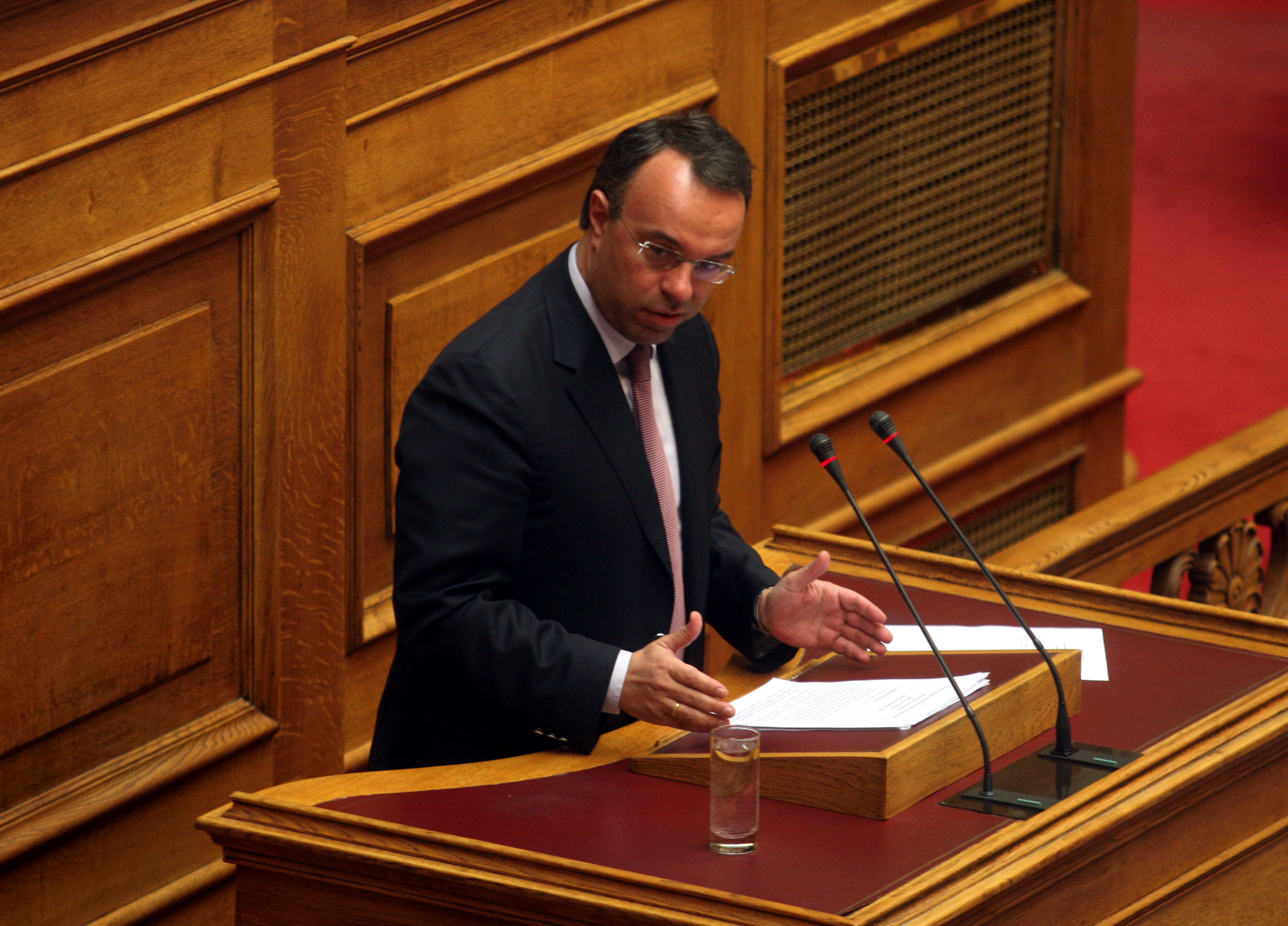 Όλο το νομοσχέδιο για τις συντάξεις στο Δημόσιο και τους τραπεζικούς λογαριασμούς