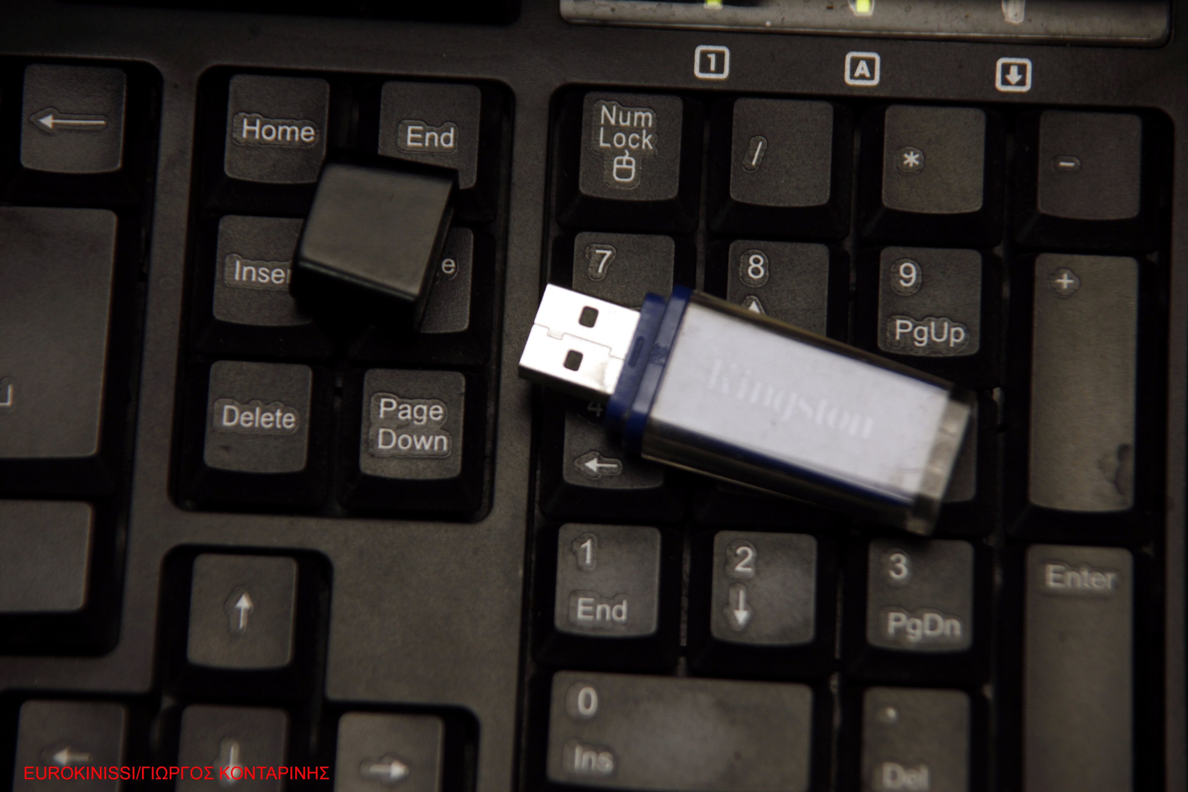 Σοβαρά ερωτήματα για την ασφάλεια των USB συσκευών