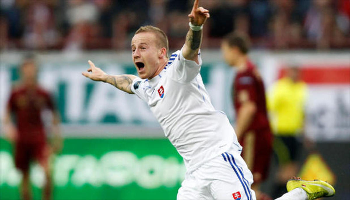 Αρκετοί οπαδοί του ΠΑΟΚ περίμεναν την άφιξη του Μίροσλαβ Στοχ στο αεροδρόμιο