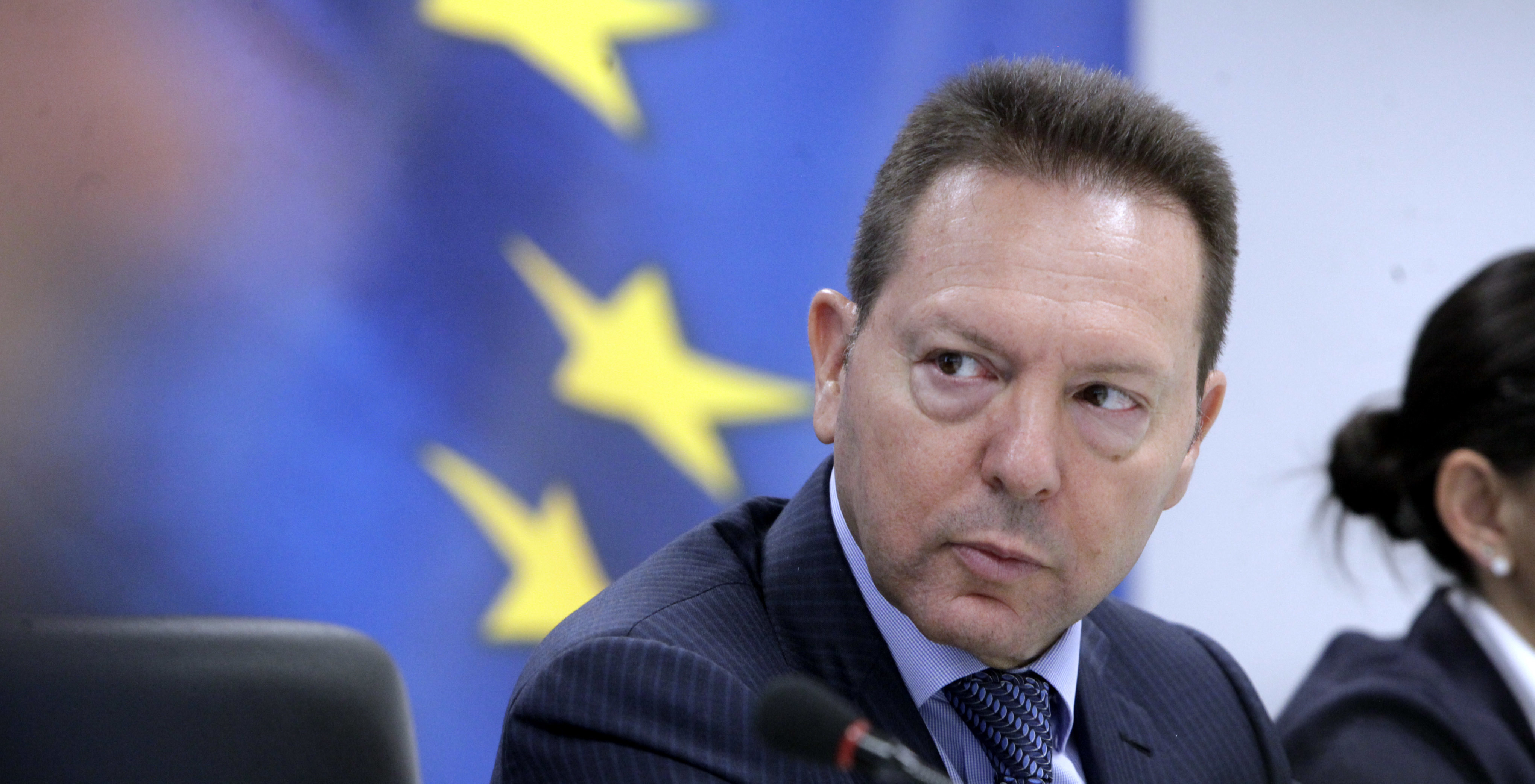 Διαψεύδει το ΥΠΟΙΚ τα όσα φέρεται να είπε ο Στουρνάρας για τα άτομα με αναπηρίες