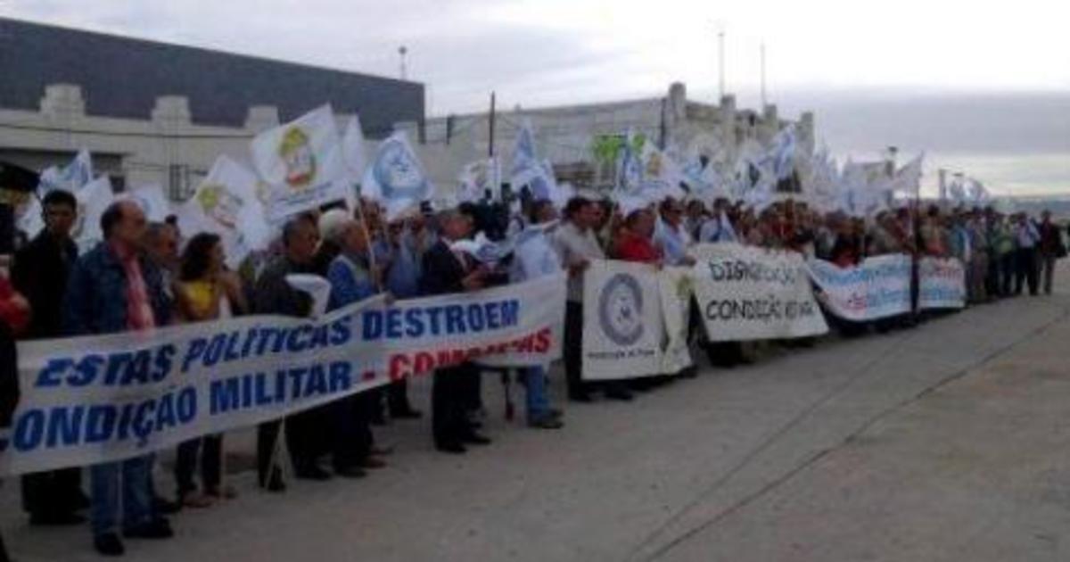 Βγήκαν στο δρόμο οι στρατιωτικοί στη Πορτογαλία.Έρχεται η σειρά μας;